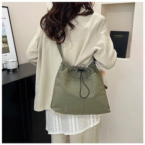 Wholesale Large Capacity Nylon Shoulder <strong>Bag</strong> <strong>Waterproof</strong> Casual Crossbody <strong>Drawstring</strong> <strong>Bags</strong> Women's Handbag for Outdoor - Product Image 1