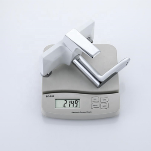 2025 nouveau modèle CE certificat <span class=keywords><strong>douche</strong></span> mélangeur Style italien appartement <span class=keywords><strong>douche</strong></span> robinet robinets pour hôtel salle de bain - Product Image 4