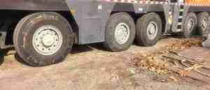 Grúa sobre Camión Zoomlion QY300v 150T Usada de 2015 con Motor Weichai, Altura de Elevación de 65 m - Product Image 2