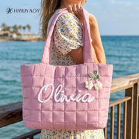Sacs fourre-tout en nylon matelassés personnalisés en chenille avec lettres, fermeture éclair, broderie, design portable - Vente en gros OEM Monogramme Nom