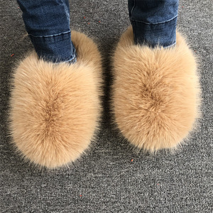 Alfombra Antideslizante de Imitación de Piel de Mapache, Estilo Europeo Americano 2024, para Mujer, Otoño Invierno, Forrada de Felpa, para el Hogar - Product Image 4