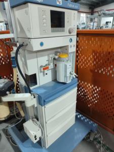 Appareil d'anesthésie Drager <span class=keywords><strong>Fabius</strong></span> Plus Animal Double Can d'occasion, poste d'anesthésie, branchement électrique - Product Image 5