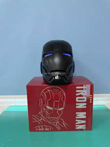 <span class=keywords><strong>Casco</strong></span> <span class=keywords><strong>de</strong></span> <span class=keywords><strong>Iron</strong></span> <span class=keywords><strong>Man</strong></span> Mark 5 Totalmente Negro al por Mayor, Máscara <span class=keywords><strong>Inteligente</strong></span> para Fiestas con Control por Voz/Remoto/Táctil y Función <span class=keywords><strong>de</strong></span> Cambio <span class=keywords><strong>de</strong></span> Rostro para Halloween - Product Image 4