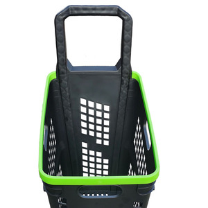 Paniers de roulement en plastique de supermarché de 34L 40L 50L <span class=keywords><strong>avec</strong></span> <span class=keywords><strong>4</strong></span> paniers à provisions de chariot de rouleau de <span class=keywords><strong>roues</strong></span> - Product Image 1