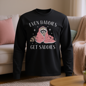 Incluso los malos se sienten tristes: camiseta de manga larga con diseño de mapache y salud mental - Product Image 3