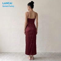 Vente en gros de robes Y2K personnalisées pour femmes robe à bretelles sexy sac à dos plissé à fente haute robe de soirée maxi à bretelles