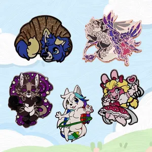 Toptan özel Metal şapka rozet pimleri alaşım kalıp Cast özelleştirilmiş karikatür sevimli Anime Glitter emaye pimleri hediye hatıra rozetleri Pin