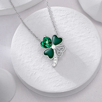 Collier pendentif en argent sterling 925 avec zircon cubique poli émail chance trèfle à quatre feuilles