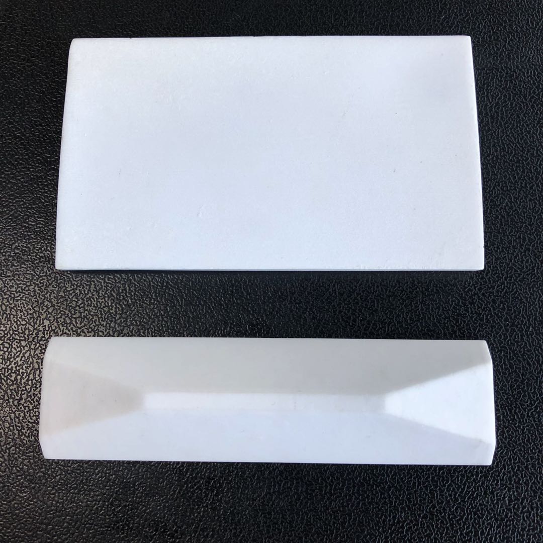 Разнообразный электрический изолятор 95, глиноземная керамическая подложка