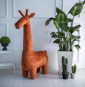 AOQI Nouvelle Mode Chaussures Changeantes Bois Chiens Girafe Animal Repose-pieds Animal Tabouret Moderne Enfants Meubles <span class=keywords><strong>Noir</strong></span> Marron Tabourets - Product Image 5