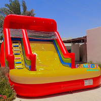 Toboggan aquatique gonflable commercial en PVC pour fêtes estivales, jeux de jardin, avec effet flamme