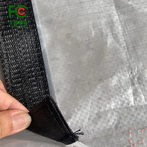 Film plastique de bâche de serre PE tissé renforcé traité aux UV pour une protection durable des fraises en milieu agricole - Product Image 6