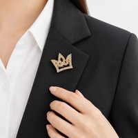Diamant alliage de Zinc couronne broche petit costume veste broche pour Socialite vêtements lavable métal nouveau Style de personnalité de la mode