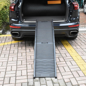 Araba SUV kamyon için katlanır <span class=keywords><strong>Pet</strong></span> rampa kaymaz yüzey ile taşınabilir köpek rampası hafif yük kapasitesi kadar 88 Lbs - Product Image 2