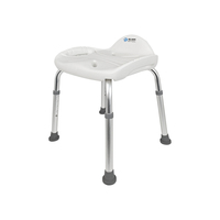 Chaise de douche robuste en aluminium 150 kg avec trou de drainage, siège incliné ergonomique, aide à la sécurité pour personnes âgées dans la salle de bain