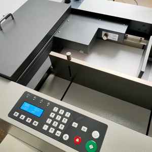NC350A Máquina automática de perforación y plegado de <span class=keywords><strong>papel</strong></span> digital con cubierta de libro con alimentación automática - Product Image 6
