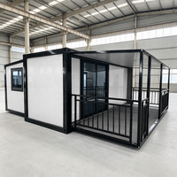 Unité meublée résistante au vent, conçue comme une maison préfabriquée extensible, fonctionnant comme une maison conteneur modulaire pour bureau de terrain