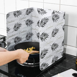 Deflettore a olio lavabile pieghevole per cucina a <span class=keywords><strong>Gas</strong></span> piastra deflettore per cucina padella a prova di schizzi d'olio schermo di protezione - Product Image 2