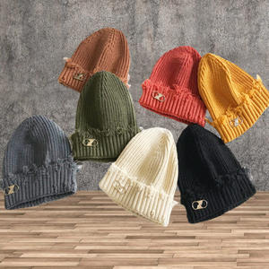 Gorro de punto de invierno a la moda para adultos, gorro frío desgastado versátil, gorro con puños de <span class=keywords><strong>Metal</strong></span> Vintage - Product Image 3