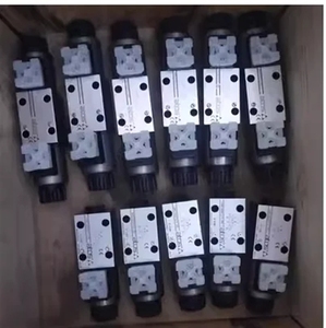 วาล์วควบคุมทิศทาง Atos ของแท้ ATOS solenoid รุ่น DHU-0711 20  SDKE-1711 10S  WDHU-0711-P 24DC 10  DHE-0711 24DC ของใหม่ - Product Image 1