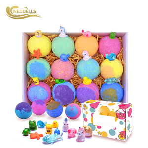 Coffret Cadeau de Bombes de <span class=keywords><strong>Bain</strong></span> <span class=keywords><strong>pour</strong></span> Bébé et Dinosaures avec Bombes de <span class=keywords><strong>Bain</strong></span> Effervescentes - Product Image 1