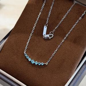 Collier JINSEO en argent sterling 925 avec <span class=keywords><strong>pavé</strong></span> de cristaux bleu aqua en forme de smiley, prêt pour la fabrication OEM, style minimaliste et élégant pour projets de vente en gros - Product Image 5