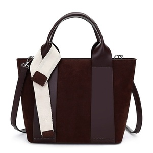 <span class=keywords><strong>Sac</strong></span> à <span class=keywords><strong>main</strong></span> en faux daim de créateur en gros, sacs à bandoulière tendance 2026, <span class=keywords><strong>large</strong></span> bandoulière en cuir PU, mini <span class=keywords><strong>sac</strong></span> fourre-tout pour femmes - Product Image 1