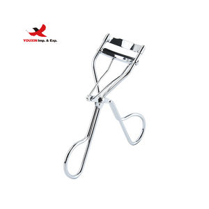 Recourbe-cils portable FENGFLY à prix réduit pour approvisionnement mixte, avec logo personnalisé et marque privée, recourbe-cils argenté - Product Image 1