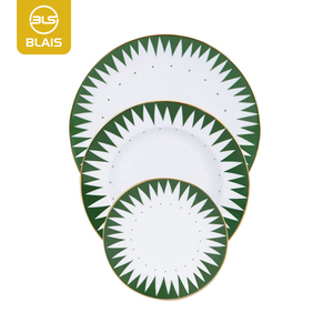 Ensemble d'assiettes en porcelaine fine écologique moderne, vaisselle en porcelaine de style européen, vaisselle réutilisable pour les dîners et les cuisines - Product Image 1