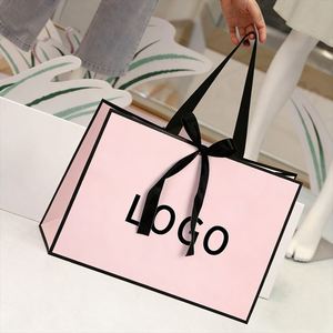 Sacs en papier de luxe personnalisables |   Emballage de vêtements et de cadeaux pour les entreprises de vente au détail avec logo personnalisé - Product Image 3