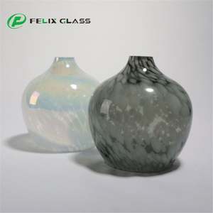 Fabricante de Globos de Vidrio Fundido OEM en China, Lámparas de Vidrio Soplado a Mano con Tamaños y Colores Personalizados para Lámparas de Araña y Colgantes - Product Image 2
