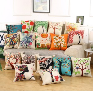 Juego de Cojines Decorativos para el Hogar Más Vendido, de 18x18 Pulgadas, de Tela de Lino con Estampado de Personajes - Product Image 1