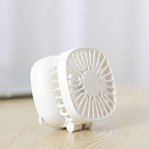 พัดลมกระเป๋าแบบพับได้พกพาและสวมใส่ได้ปรับแต่งได้พร้อมคุณสมบัติห้อยคอ - Product Image 2