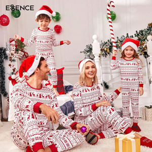 بيجامات كريسماس متطابقة للعائلة من الخيزران للبيع بالجملة بتصميم مخصص للأزواج والأطفال والنساء ملابس نوم عائلية - Product Image 1