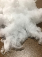 Rembourrage de canapé en fibre de polyester recyclée de haute qualité, couleur blanche, 0,78D, 100% polyester