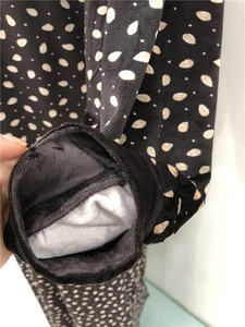 トルコドバイイスラム教徒の女性の服プリント260Gベルベット冬の夜の服女性のための長いホームガウンドレス - Product Image 6