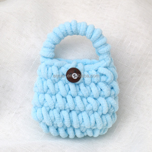 Mini bolsas de almacenamiento de llaves de ganchillo hechas a mano, bonitas monederos de cumpleaños Art <span class=keywords><strong>Deco</strong></span>, estuches para auriculares para hombres, bolso de mano hecho con leche - Product Image 4