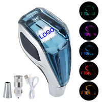 Logo personnalisé pièces d'accessoires automobiles poignées colorées pommeau de levier de vitesse de voiture en cristal à lumière LED manuelle pour Toyota Lexus Auris