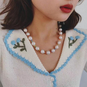 قلادة نسائية مصنوعة يدويًا من لؤلؤ المياه العذبة متعددة الألوان مطرزة بالخرز مجوهرات للنساء - Product Image 2