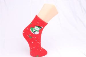 Cadeaux mode d'hiver Chaussons d'intérieur en fausse fourrure duveteux pour femme - Product Image 2