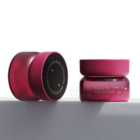 Pots cosmétiques rouges de bouteille de lotion de crème de visage en plastique de la forme ronde 50ml avec des couvercles pour l'emballage de soins de la peau