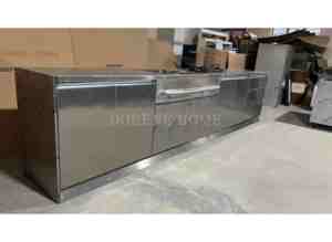 Armoires de cuisine d'extérieur Dorene Next-Gen 2025 avec construction en aluminium, portes modernes, évier et îlot de barbecue intégré - Product Image 3