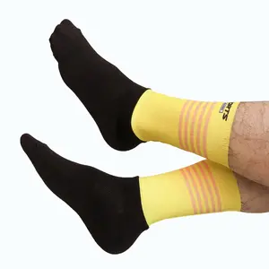 New Pro Team Cycling Socks Anti Slip Silicone Road Bike Socks Men Sport Seamless Racing Team Socks