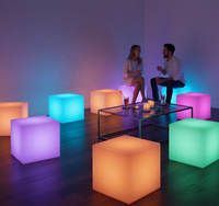 Chaise cube LED RGB moderne 40 cm rechargeable, étanche, 16 couleurs, batterie 10h, pour maison, bar, hôtel, chambre, salon, extérieur, fête