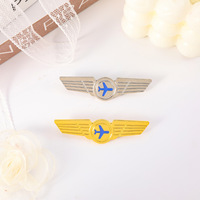Épingle de service aérien en forme d'aile, vente en gros, épingle en métal dorée pour commandant d'avion avec fermoir, emblème de capitaine d'avion