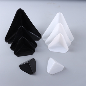 60 protectores <span class=keywords><strong>de</strong></span> esquina <span class=keywords><strong>de</strong></span> plástico negro <span class=keywords><strong>de</strong></span> tres lados para proteger cajas <span class=keywords><strong>de</strong></span> cartón y tablas <span class=keywords><strong>de</strong></span> <span class=keywords><strong>madera</strong></span> durante el transporte - Product Image 3