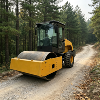Rouleau compresseur routier 4 tonnes 5 tonnes, puissance diesel 35KW 37KW, conduite stable et faible consommation de carburant pour la construction de parkings et de routes rurales