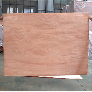 Chapa de madera sólida natural de cara de Okoume natural de Gabón de alta calidad de 0,3mm de fábrica africana - Product Image 3