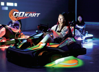 Interactive Indoor Go Kart Racing pour Adultes Vidéo Projecteur Parc À Thème Big Bumper Cars Metal & PVC Material