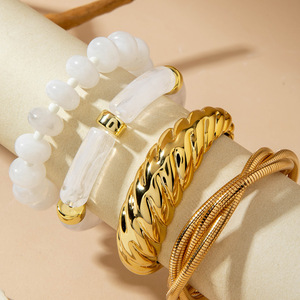 European American Cross-border Jewelry Fashion Liquid Pleated Acrylic Resin Lucite <strong>Large</strong> Wide Punk <strong>Beaded</strong> Geometric <strong>Bracelet</strong> - Product Image 3